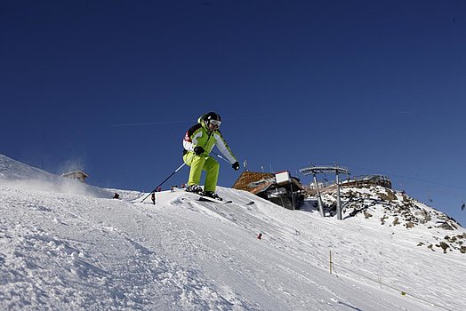 Discesa da brivido sulla pista Grawand