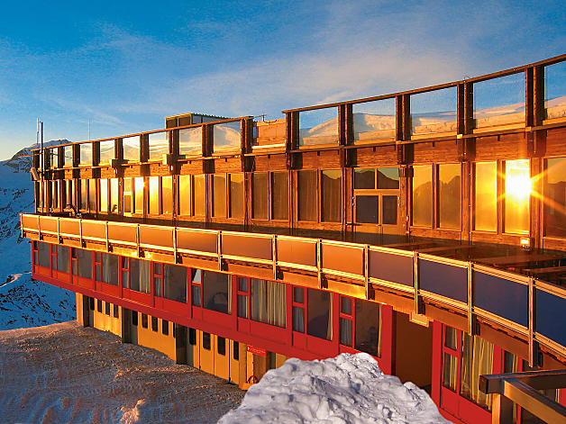 Glacier Hotel Grawand: Europe’s highest hotel in Val Senales 