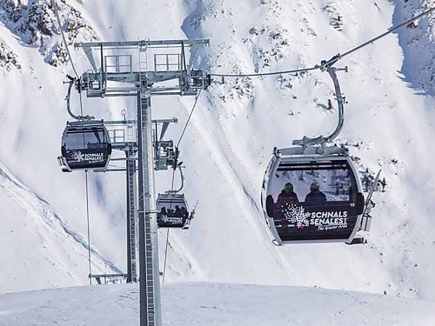 Cabinovia Lazaun sul Ghiacciaio della Val Senales